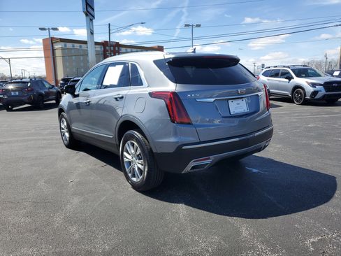 Used 2022 Cadillac XT5 Premium Luxury w/ Technology Package image 2