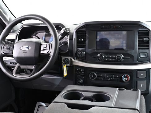 Used 2021 Ford F150 XLT w/ Tow Technology Package image 8