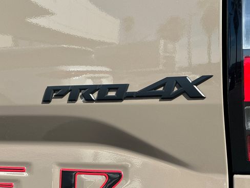 Used 2024 Nissan Frontier PRO-4X w/ Pro Convenience Package image 21