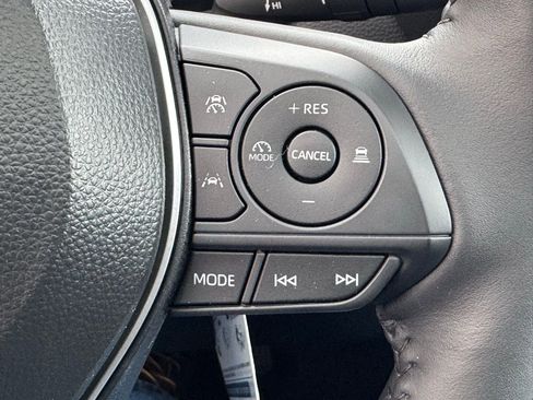 Used 2026 Toyota Corolla Cross LE w/ Moonroof Package image 24