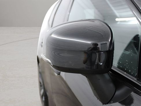 Certified 2025 Volvo XC60 B5 Ultra AWD/4WD image 42