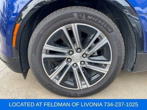 Used 2024 Cadillac Lyriq Luxury AWD/4WD image 5