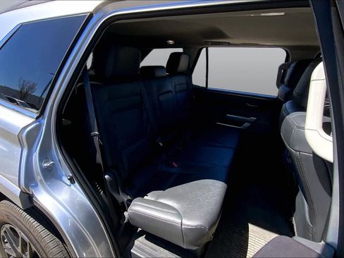 Used 2024 Toyota Sequoia SR5 w/ SR5 Premium Package AWD/4WD image 20