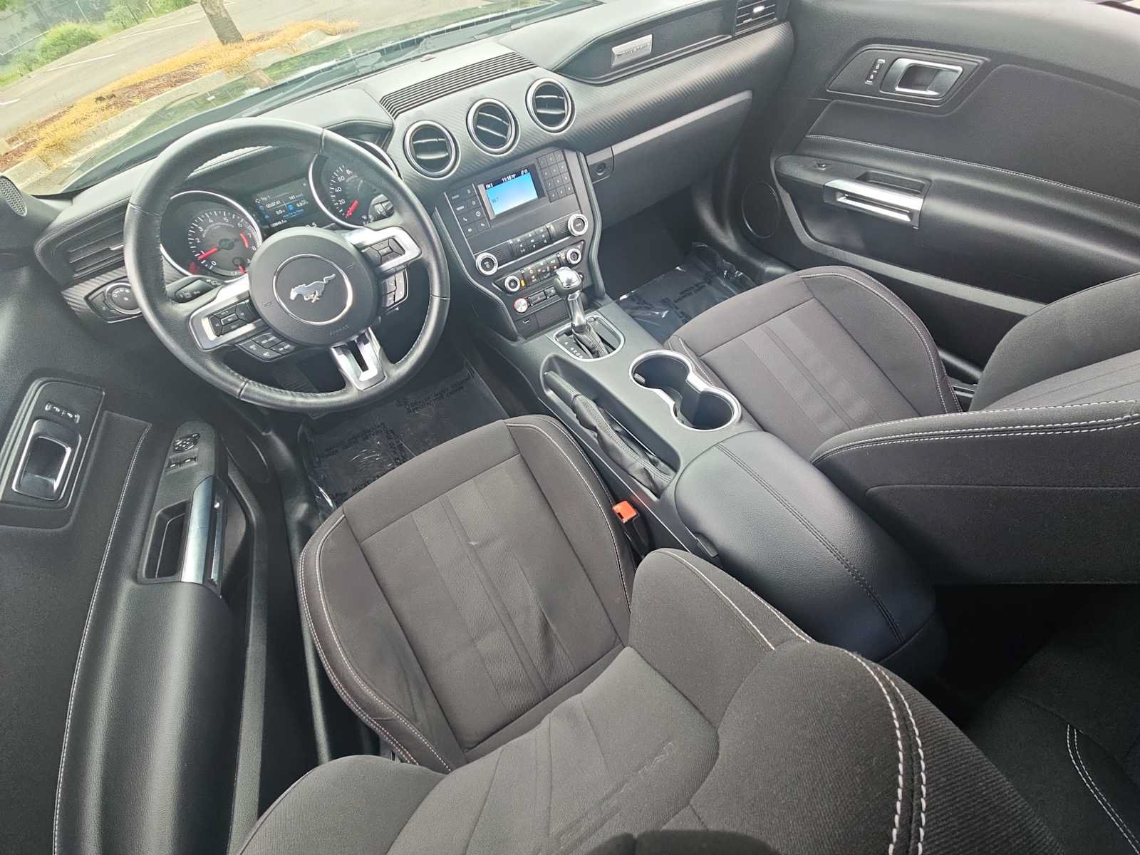 Used 2023 Ford Mustang Coupe RWD image 21