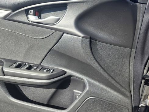 Used 2018 Honda Civic EX-T image 14