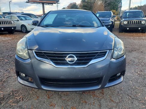 Used 2012 Nissan Altima 3.5 SR w/ Technology Pkg image 2