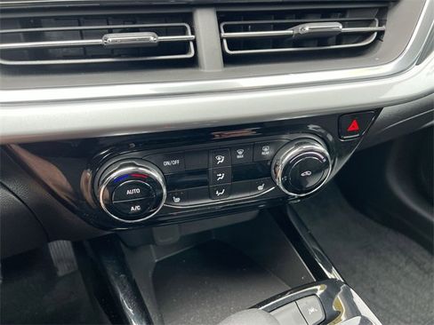 Used 2024 Chevrolet Trax LT w/ Driver Confidence Package image 11