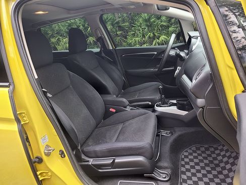 Used 2015 Honda Fit EX image 15