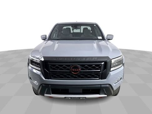 Used 2024 Nissan Frontier Pro-X RWD image 3
