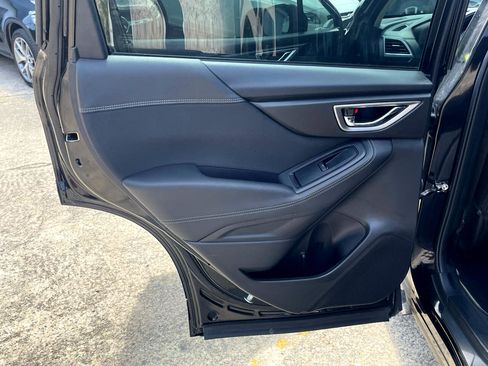 Used 2022 Subaru Forester Premium image 13