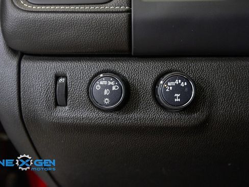 Used 2020 GMC Canyon Denali AWD/4WD image 13