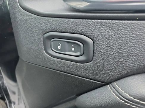 Used 2021 Jeep Wrangler Unlimited Sahara image 19