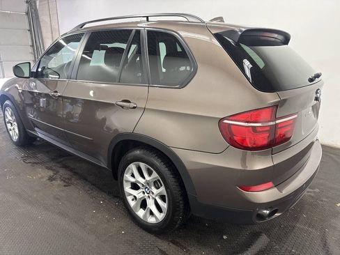 Used 2011 BMW X5 xDrive35i AWD/4WD image 4