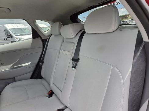 Used 2025 Hyundai Kona SEL FWD image 26