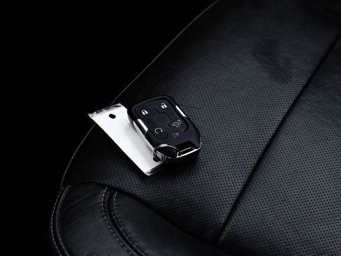 Used 2020 Chevrolet Silverado 2500 LTZ w/ LTZ Premium Package image 66