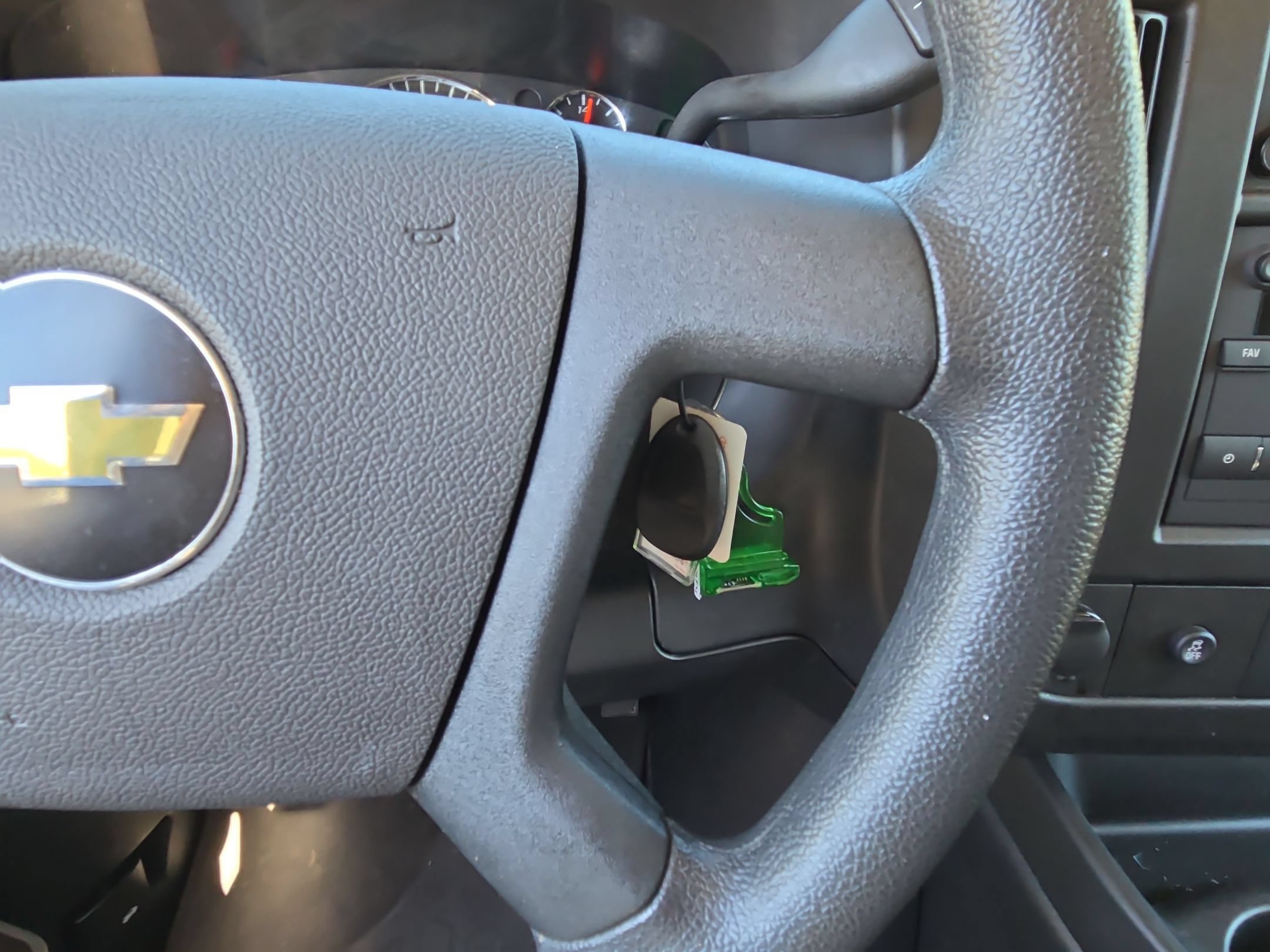Used 2025 Chevrolet Express 3500 LT w/ LT Preferred Equipment Group RWD image 22