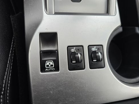 Used 2017 Toyota 4Runner SR5 Premium AWD/4WD image 19