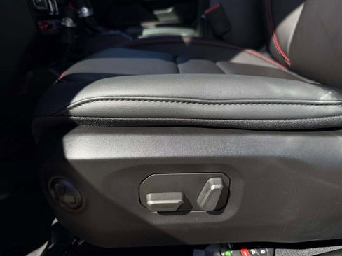 New 2025 Jeep Wrangler Rubicon image 27