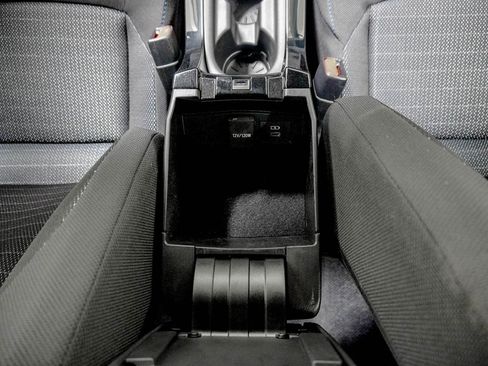 Used 2022 Toyota Corolla SE image 27