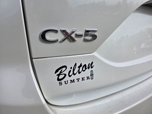 Used 2021 MAZDA CX-5 Touring image 13