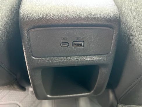 Used 2025 Chevrolet Trax RS w/ Driver Confidence Package FWD image 19