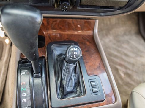 Used 1997 Lexus LX 450 4WD image 17