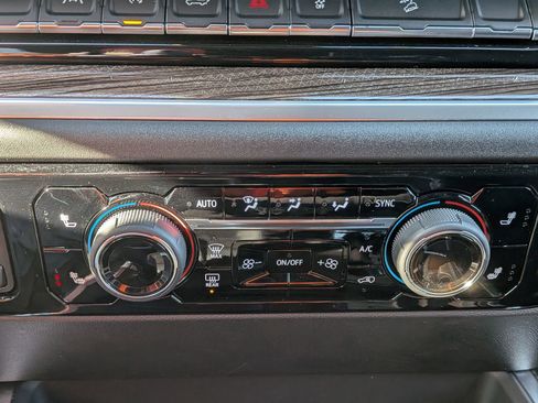 Certified 2025 Chevrolet Silverado 1500 LT w/ Z71 Off-Road Package image 30