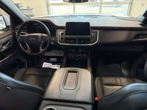 Used 2022 Chevrolet Suburban RST w/ Luxury Package AWD/4WD image 23