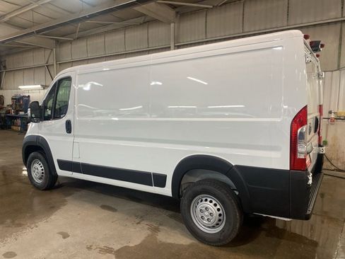 New 2025 RAM ProMaster 1500 w/ Convenience Group FWD image 7