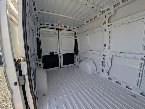 New 2026 RAM ProMaster 2500 w/ Power Group image 8