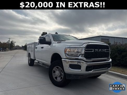 Used 2024 RAM 3500 Tradesman w/ Chrome Appearance Group image 3