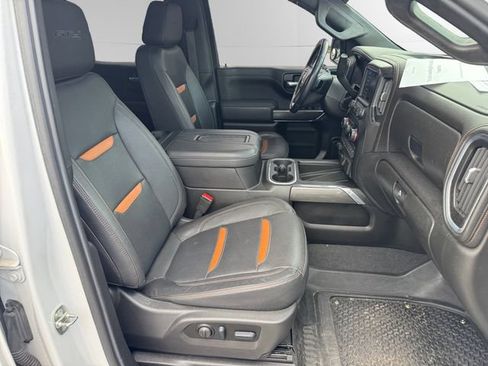 Used 2022 GMC Sierra 1500 AT4 w/ AT4 Premium Package AWD/4WD image 16
