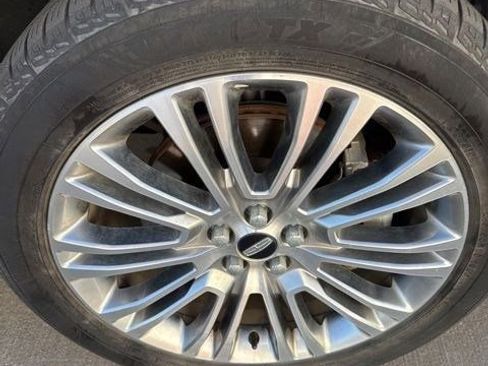 Used 2018 Lincoln MKX Reserve image 4