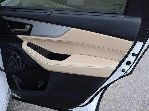 Used 2022 Acura MDX SH-AWD w/ Technology Package image 16