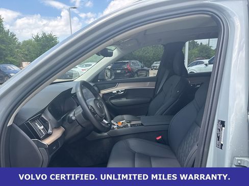 Certified 2025 Volvo XC90 B6 Plus image 17
