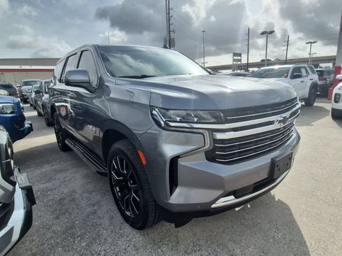 Used 2021 Chevrolet Tahoe LT w/ LT Signature Package RWD image 4