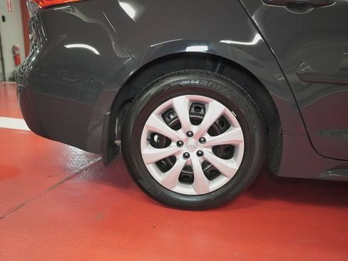 Certified 2023 Toyota Corolla LE image 31