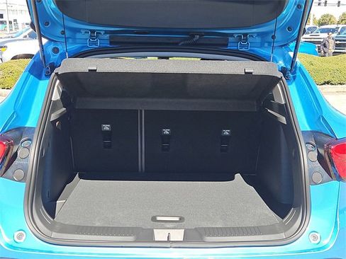 New 2026 Chevrolet Trax ACTIV w/ Sunroof Package image 7