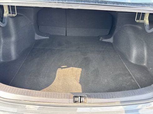 Used 2025 Toyota Corolla LE FWD image 23
