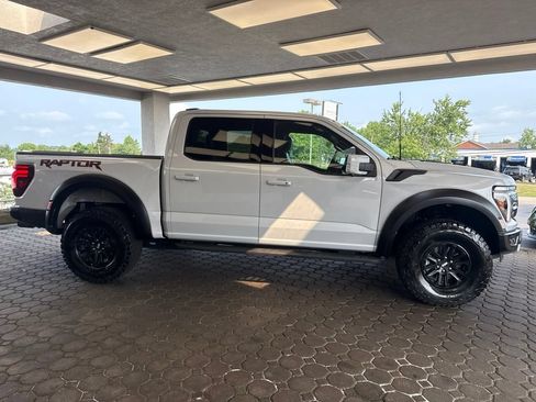 Used 2025 Ford F150 Raptor AWD/4WD image 5