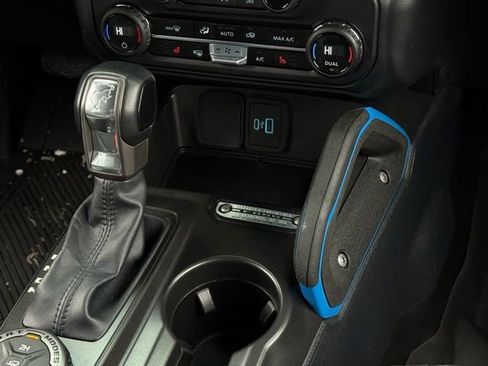 Used 2023 Ford Bronco Black Diamond image 25