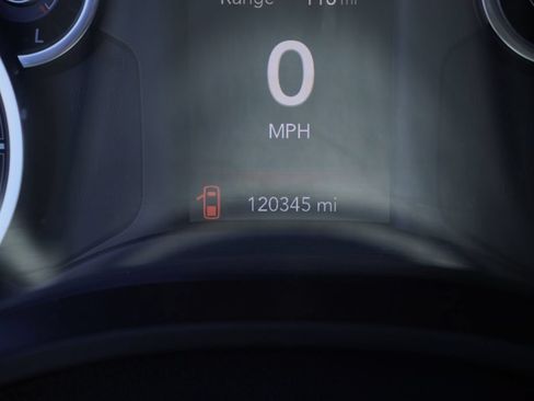 Used 2019 RAM 1500 Big Horn RWD image 5