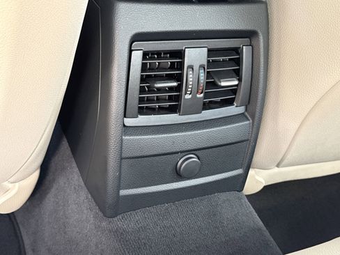 Used 2015 BMW 335i Sedan image 11