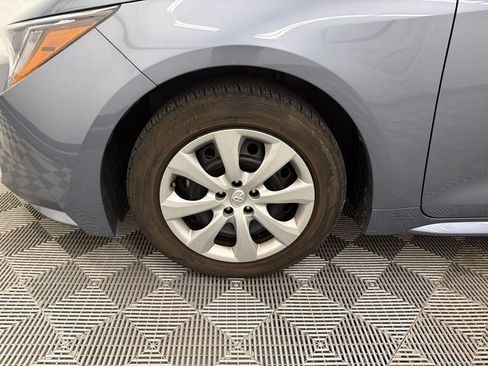 Used 2024 Toyota Corolla LE FWD image 11