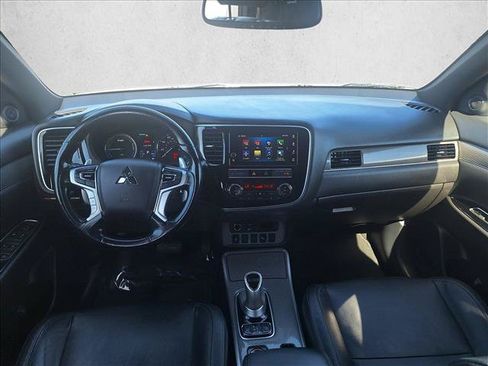 Used 2019 Mitsubishi Outlander SEL AWD/4WD image 15