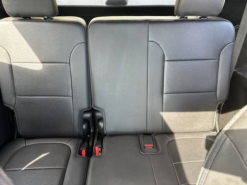 Used 2023 Chevrolet Traverse High Country w/ LPO, 'HIT The Road' Package AWD/4WD image 21