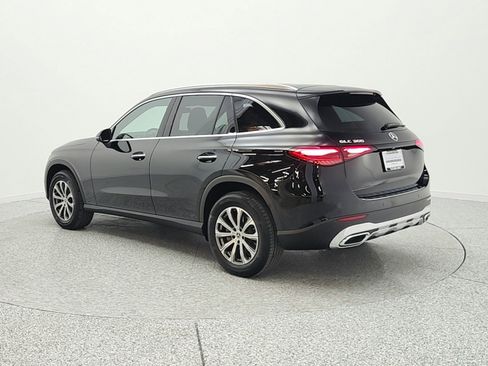Certified 2025 Mercedes-Benz GLC 300 image 4