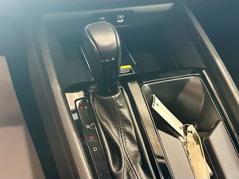 Used 2025 Honda Accord EX-L image 16