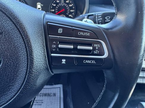 Used 2019 Kia Stinger Premium image 50