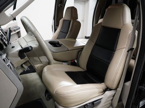 Used 2008 Ford F350 Lariat image 14